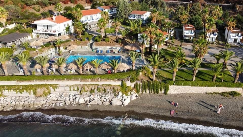 Skhoínos Rokas Village מראה חיצוני תמונה