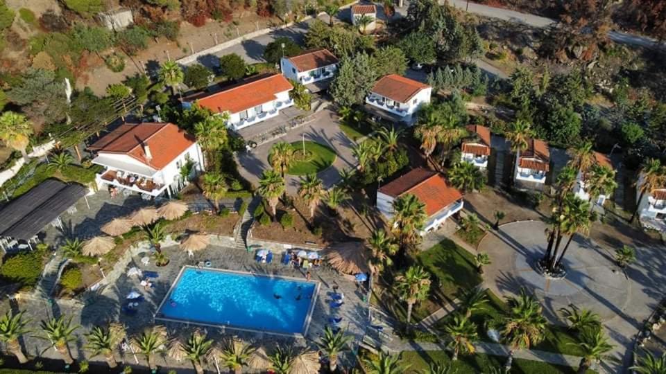 Skhoínos Rokas Village מראה חיצוני תמונה